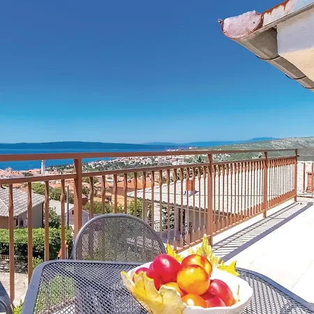 Cozy In Apartment Novi Vinodolski